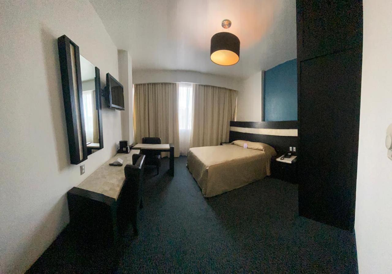 Hotel Real Rex เลออน ภายนอก รูปภาพ