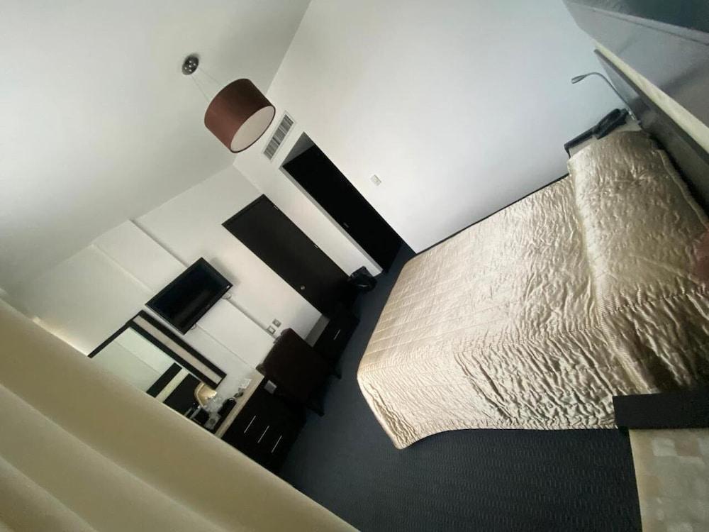 Hotel Real Rex เลออน ภายนอก รูปภาพ