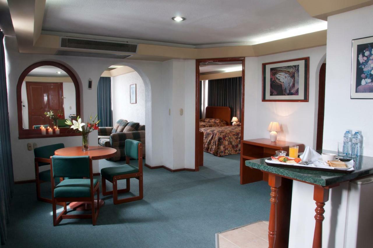 Hotel Real Rex เลออน ภายนอก รูปภาพ